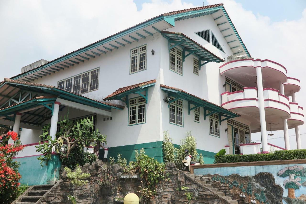 Villa Tiandiva Cisarua Exterior foto